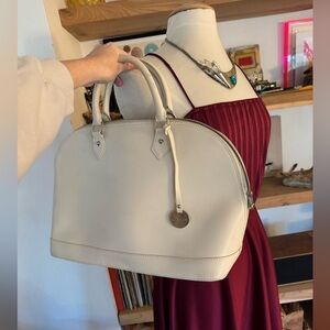 Pulicati Italian Leather Cream Handbag Shoulder Satchel with crossbody strap